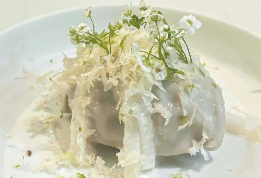 ローストした長芋のアイスと長芋のピクルス 山わさびと酢橘の香り