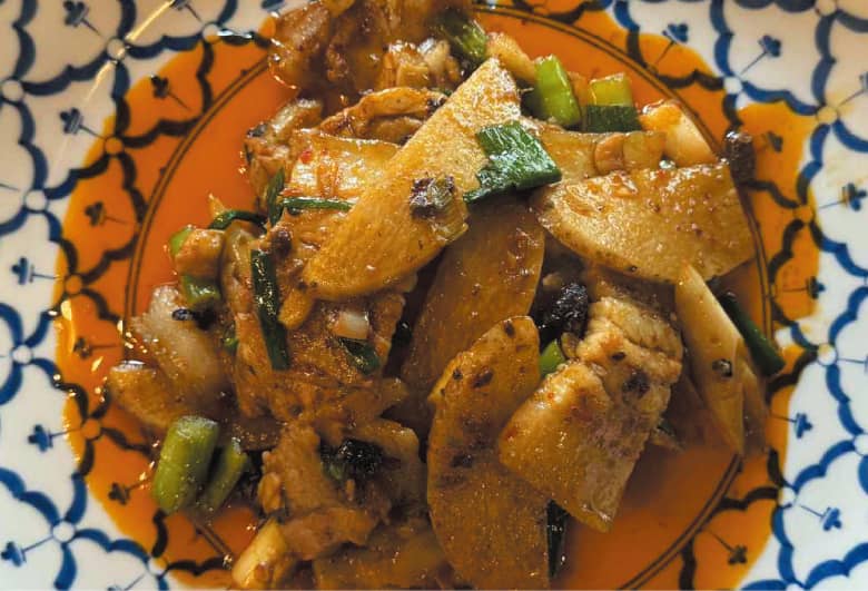 自家製５年もの豆板醤使用 長芋の四川回鍋肉