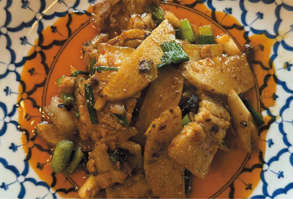 自家製５年もの豆板醤使用 長芋の四川回鍋肉